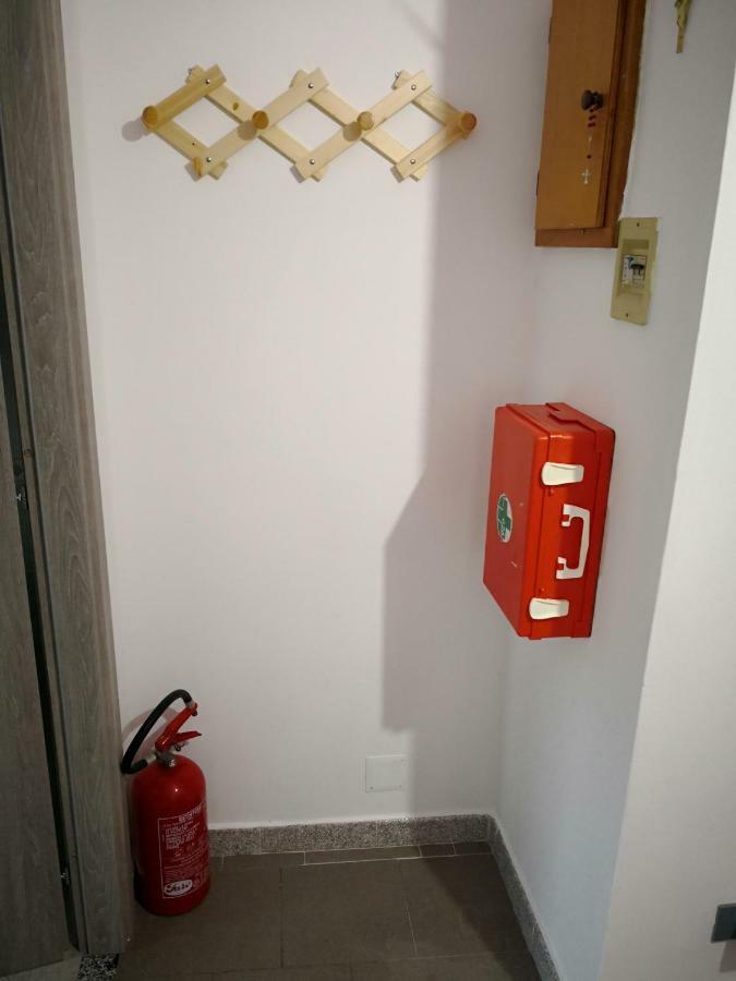Appartement A Casa Di Rossano E Rossella à Carbonia Extérieur photo